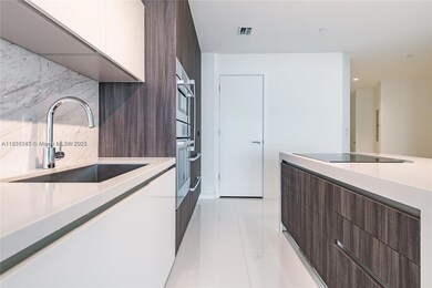 Paramount at Miami Worldcenter unit 2100, Miami, FL 33132 - photo 3