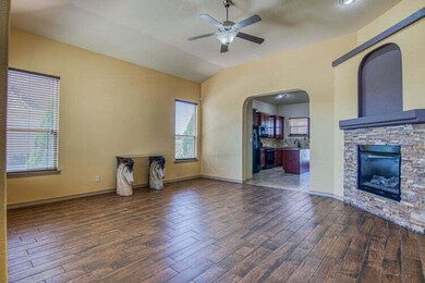 14348 Desert Sunset Dr, Horizon City, TX 79928 - photo 3