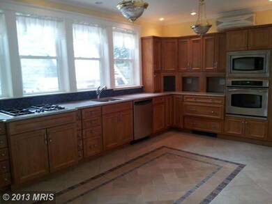 526 Louisiana Ave, Cumberland, MD 21502 - photo 3