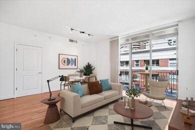 The Hawthorn Condominium unit 812, Arlington, VA 22203 - photo 5