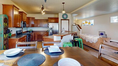 20240826Tower_PostFalls_MP_Living105v000