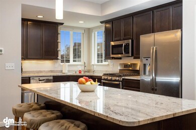 27-Kitchen_SOPH6223