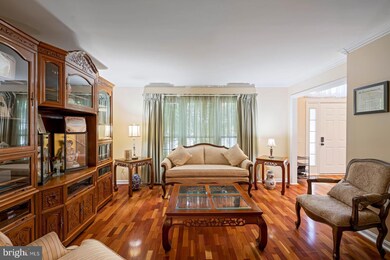 2850 Chevoit Hill Ct, Woodbridge, VA 22191 - photo 6