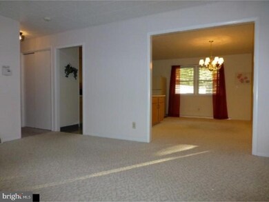 1404 NE Lakeshore Dr, Millville, NJ 08332 - photo 3