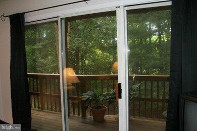 9523 Hickory Limb, Columbia, MD 21045 - photo 3