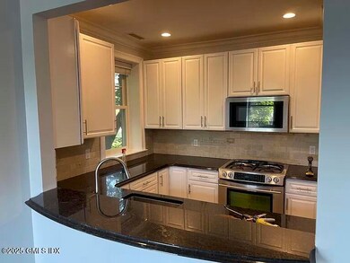 97 Bruce Park Ave unit 2, Greenwich, CT 06830 - photo 3