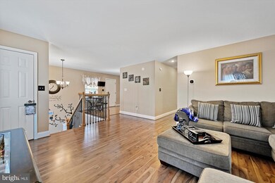 2116 Sunbriar Ln, Gwynn Oak, MD 21207 - photo 6