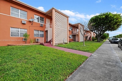 3571 SW 10th St unit 10B, Miami, FL 33135 - photo 2