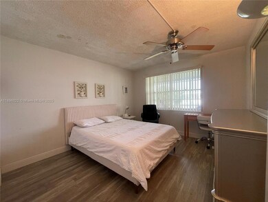 279 Markham M unit M, Deerfield Beach, FL 33442 - photo 4