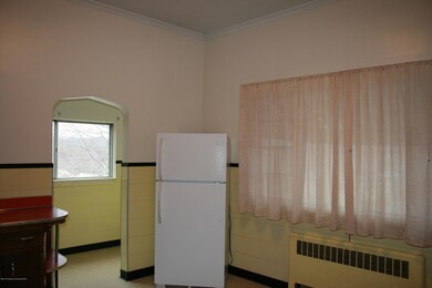 978 Carmalt St, Scranton, PA 18519 - photo 7