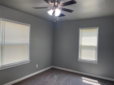 608 W Rickenbacker Dr, Oklahoma City, OK 73110 - photo 4