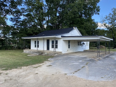 142 Martin Rd, Lawrenceburg, TN 38464 - photo 2