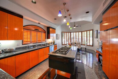 013_Kitchen