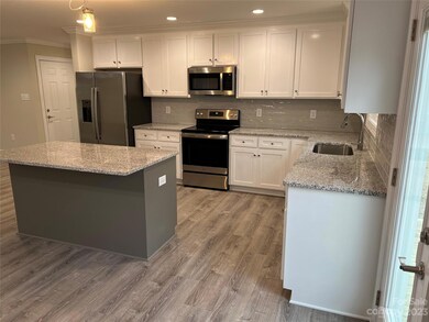 119 E Debbie Ln, Statesville, NC 28625 - photo 7