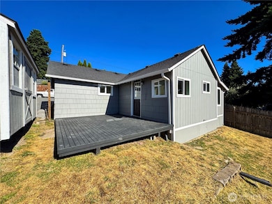 1207 N 13th Ave, Kelso, WA 98626 - photo 3