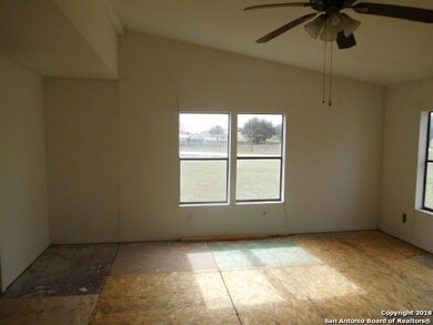 200 County Road 4443, Hondo, TX 78861 - photo 7