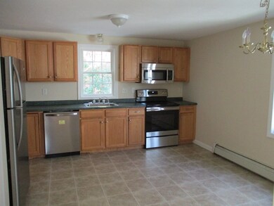 19 Valleyview Ct, Fitchburg, MA 01420 - photo 4