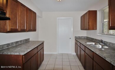 4204 Lane Ln S, Jacksonville, FL 32210 - photo 4