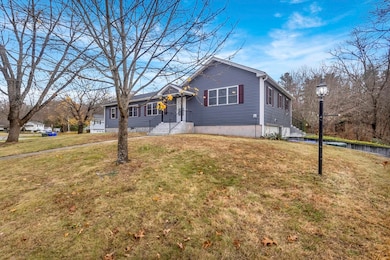 401 Grayson Dr, Springfield, MA 01119 - photo 7