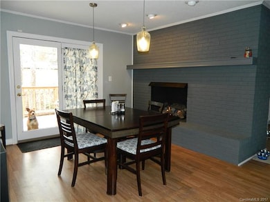 434 Chestnut Ln, Statesville, NC 28625 - photo 2