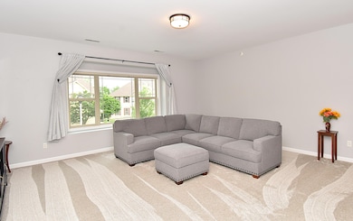 8619 S Deerwood Ln unit 25, Franklin, WI 53132 - photo 6