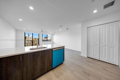 20 NE 19th Ave unit 210, Pompano Beach, FL 33060 - photo 2