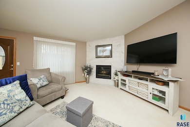 3300 3500 W unit 201, Sioux Falls, SD 57108 - photo 3