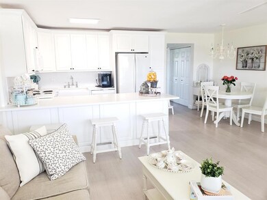 335 Camden N, West Palm Beach, FL 33417 - photo 3