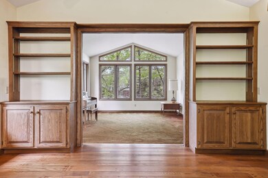 18150 Berry Ln, Wayzata, MN 55391 - photo 5