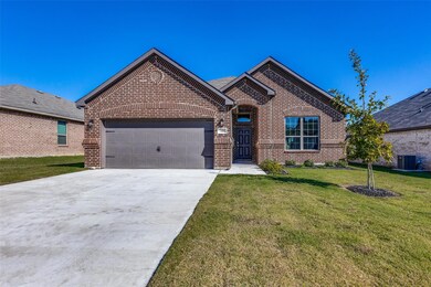 708 Vaquero St, White Settlement, TX 76108 - photo 5