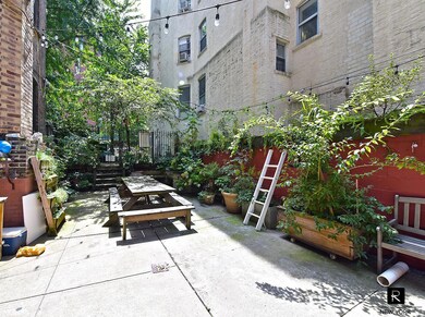 55 Ave C unit 1, Eastvill, NY 10009 - photo 6