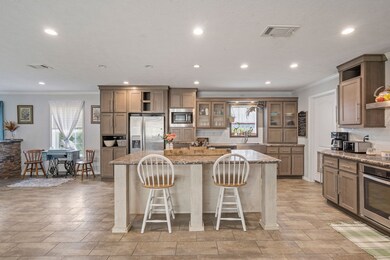 785 Freeman Fielder Rd, Tennessee Ridge, TN 37178 - photo 6