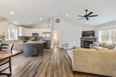 62 Old Lyman Rd, South Hadley, MA 01075 - photo 4