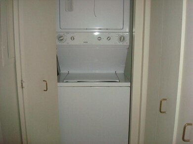 273 Cambridge Rd unit 304, Woburn, MA 01801 - photo 7