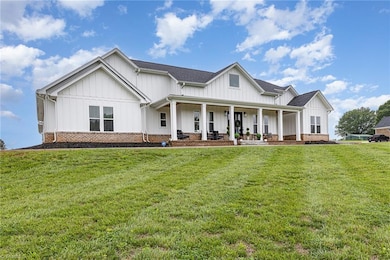 138 Arthur Needham Rd, Pilot Mountain, NC 27041 - photo 3