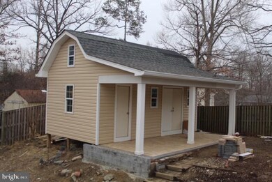 18209 Macrae Ct, Dumfries, VA 22026 - photo 7