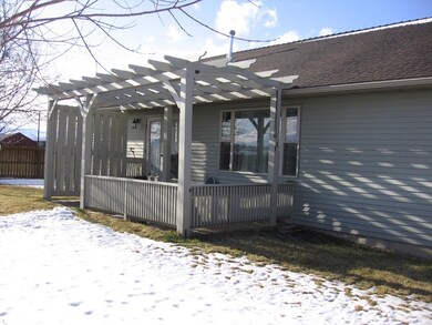 3502 Maple Leaf Ave, Cody, WY 82414 - photo 4