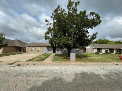 928 Sylvia St, Weatherford, TX 76086 - photo 2