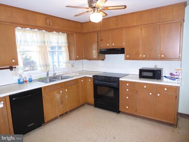 501 S Main St, Quakertown, PA 18951 - photo 3