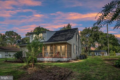 210 Lake Shore Dr, Colonial Beach, VA 22443 - photo 3