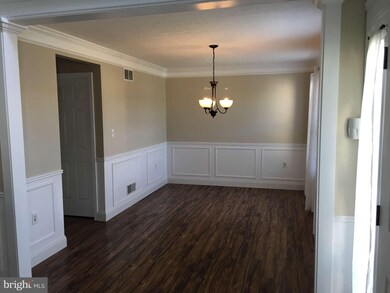 2976 Lodi Dr, Manchester, MD 21102 - photo 3