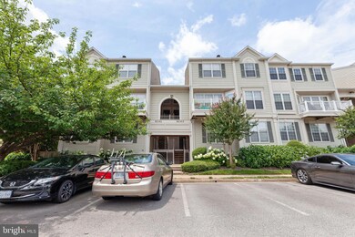 9240 Cardinal Forest Ln unit 9240A-, Lorton, VA 22079 - photo 2