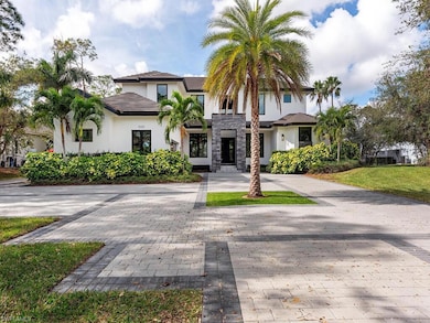 View of front of home  with circular drive