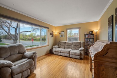 8201 Harriet Ave S, Bloomington, MN 55420 - photo 3