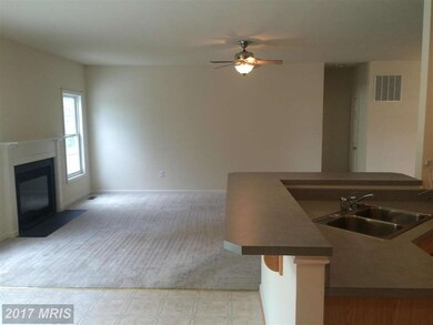 10210 Stagecoach Dr, Hagerstown, MD 21740 - photo 7