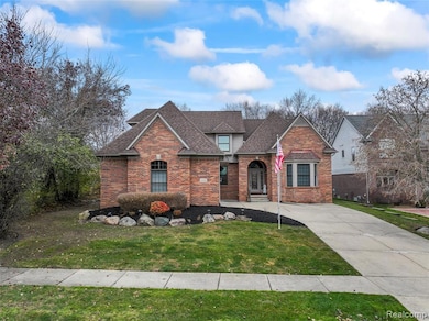 18282 Cascade Dr, Northville, MI 48168 - photo 2