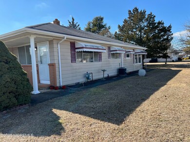 343 Curacao St, Toms River, NJ 08757 - photo 2