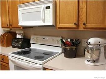 304 Hunting Ridge Rd, Prattville, AL 36067 - photo 2