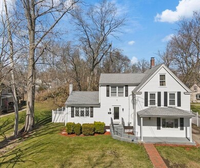 27 Rockland St, Abington, MA 02351 - photo 2