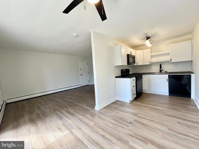 100 E Glenolden Ave unit P6, Glenolden, PA 19036 - photo 3